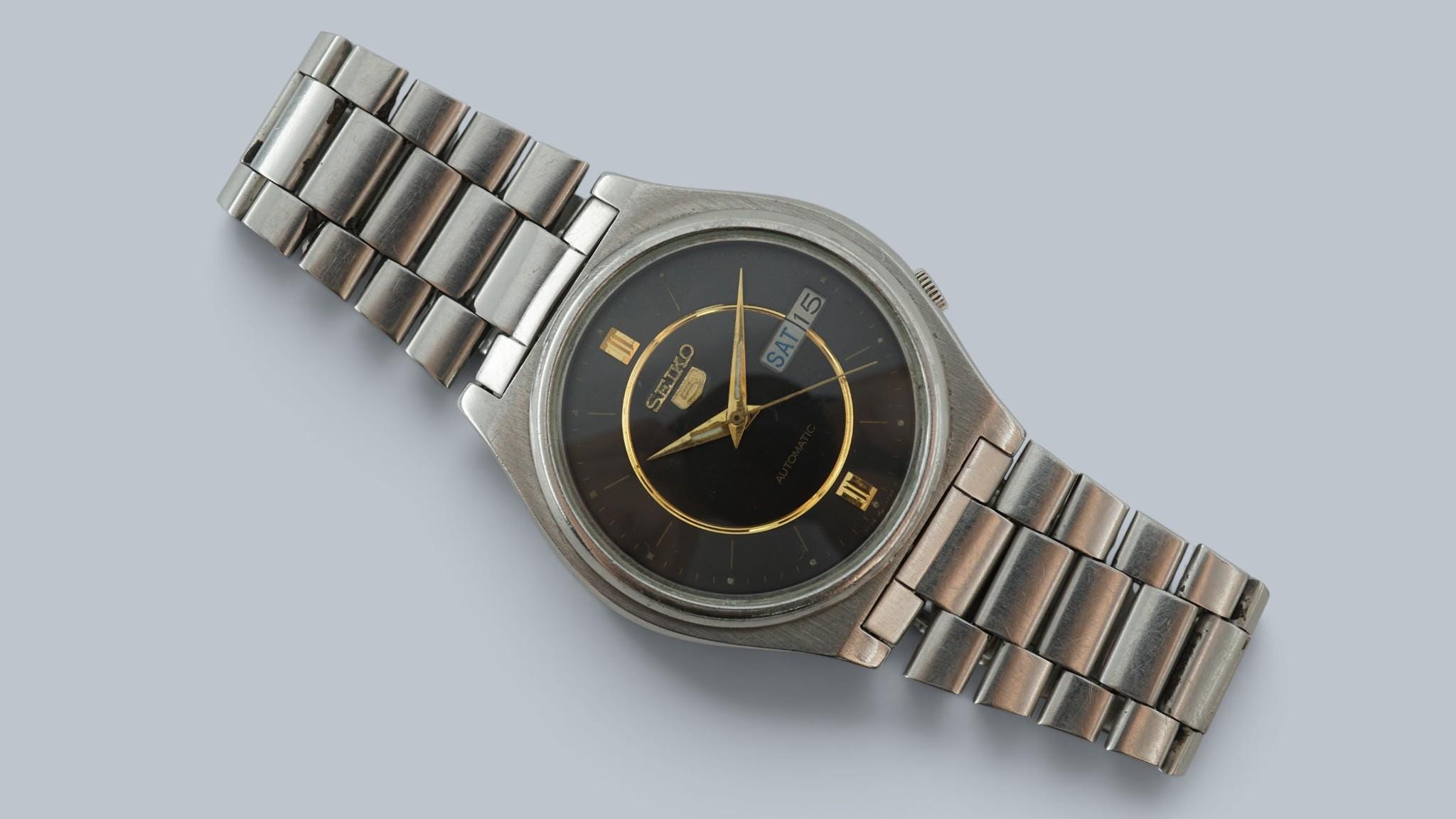ヴィンテージ純正ステンレススチール製自動巻き腕時計 SEIKO 5 21石
