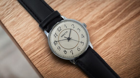 Vintage men's watch Raketa USSR 19 jewels mechanical soviet  wristwatch dress watch