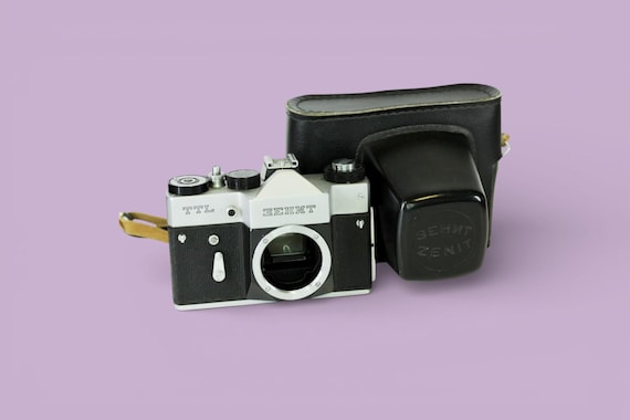 ZENIT TTL フィルム一眼レフカメラ 本体 Vintage Black ZENIT TTL Camera Body Only Soviet SLR Camera - Etsy