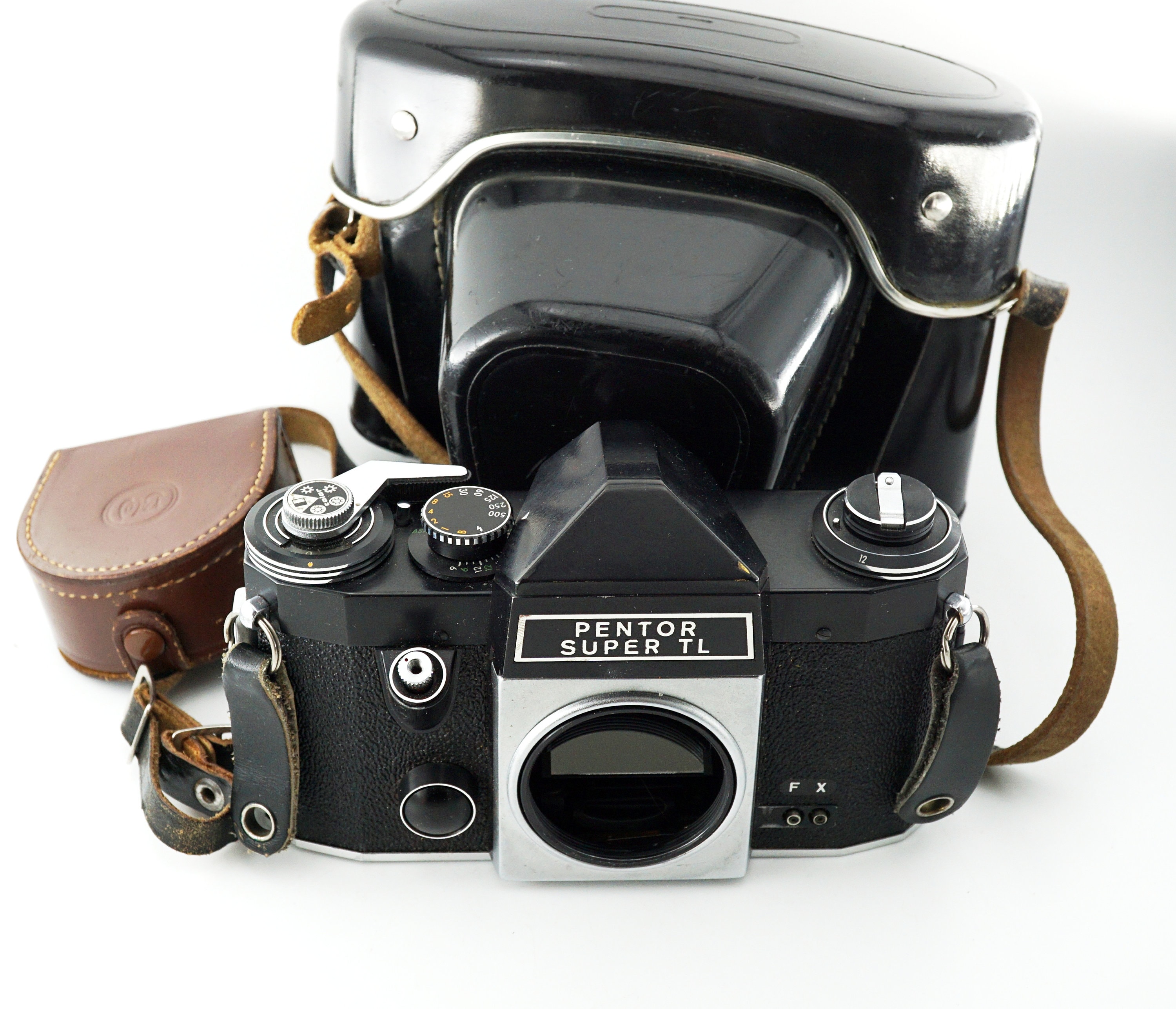 Pentor Super TL (Praktica) ボディのみ 一眼レフ 35mm フィルムカメラ