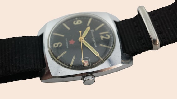 Vintage soviet military propaganda watch Vostok 2234 18 jewels Komandirskie watch stop second Zakaz MO USSR CCCP mechanical wristwatch View 5