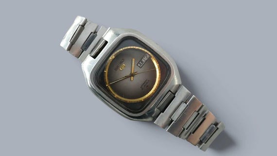 稼動品 SEIKO セイコー5 スクエア 自動巻き 7019-5090 ブラウン Vintage TV Shape Seiko 5 Automatic 7019-5090 Day/date Men's