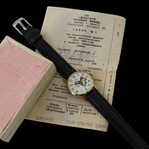 Vintage kleine Retro-Kinderuhr Luch 1801.1.K1 Zwerg schöne Uhr mit Papieren sowjetische mechanische Armbanduhr UdSSR-Zeit
