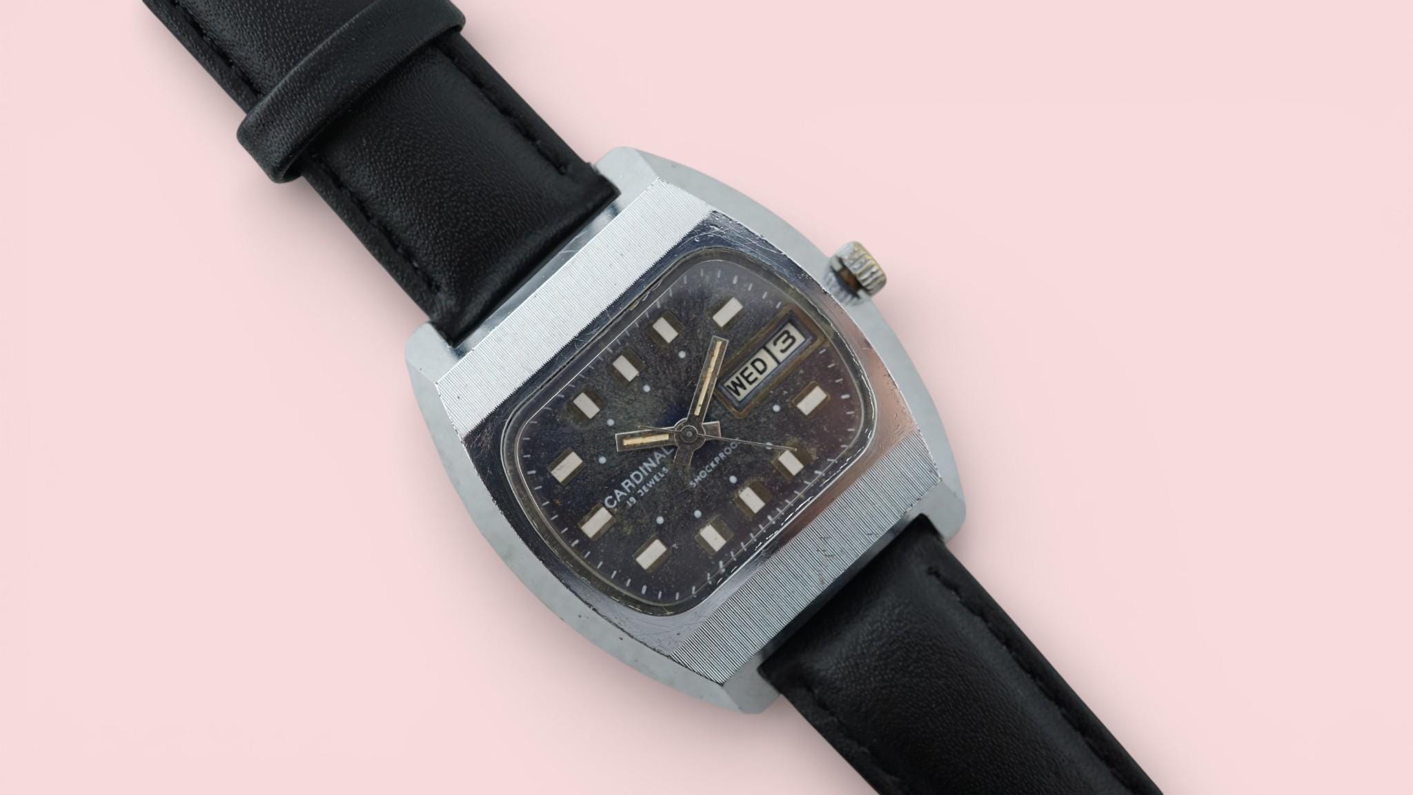 Raketa cardinal - Etsy 日本