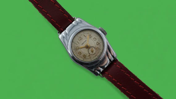 Vintage early 1950s women's dress watch Zvezda 15 jewels mechanical wristwatch USSR
