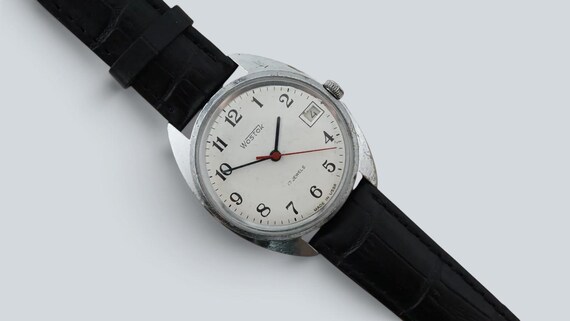 Vintage soviet watch Vostok 17j cal.2414 USSR men's Wostok mechanical wristwatch