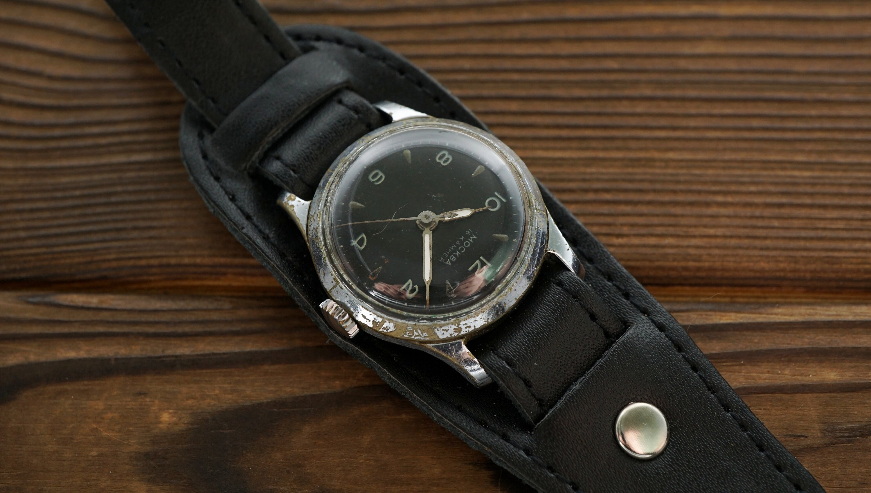 Vintage Unisex Early 3Q1957 Watch Moskva 1mchz Kirova 16