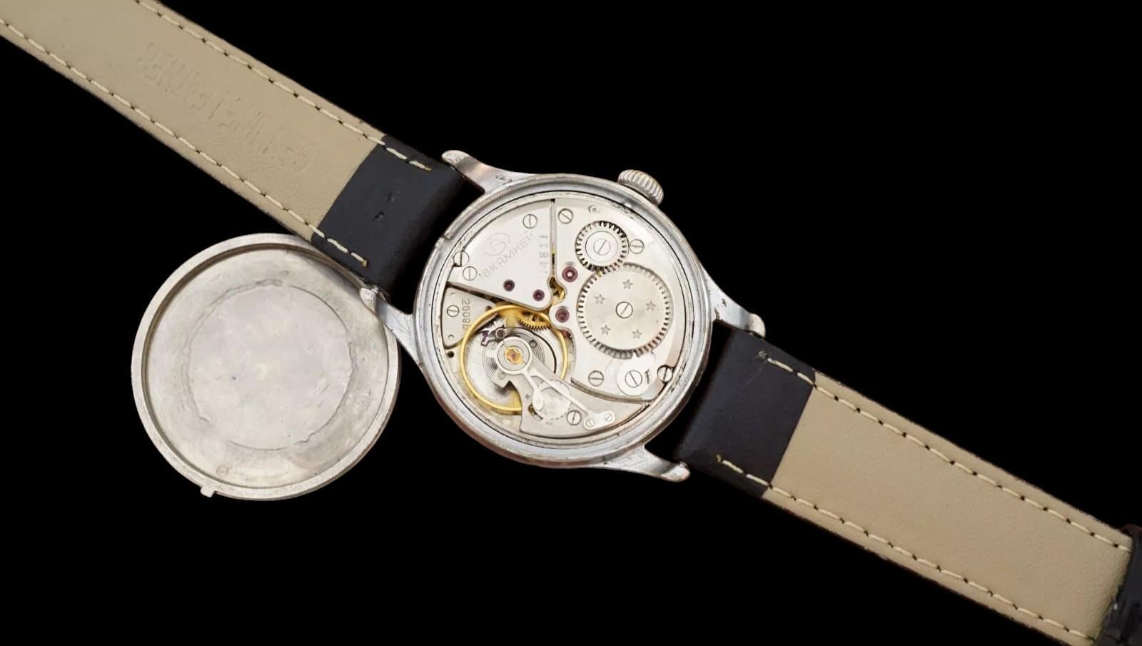Vintage Mechanical Men's Soviet Precision Watch Vostok Chchz