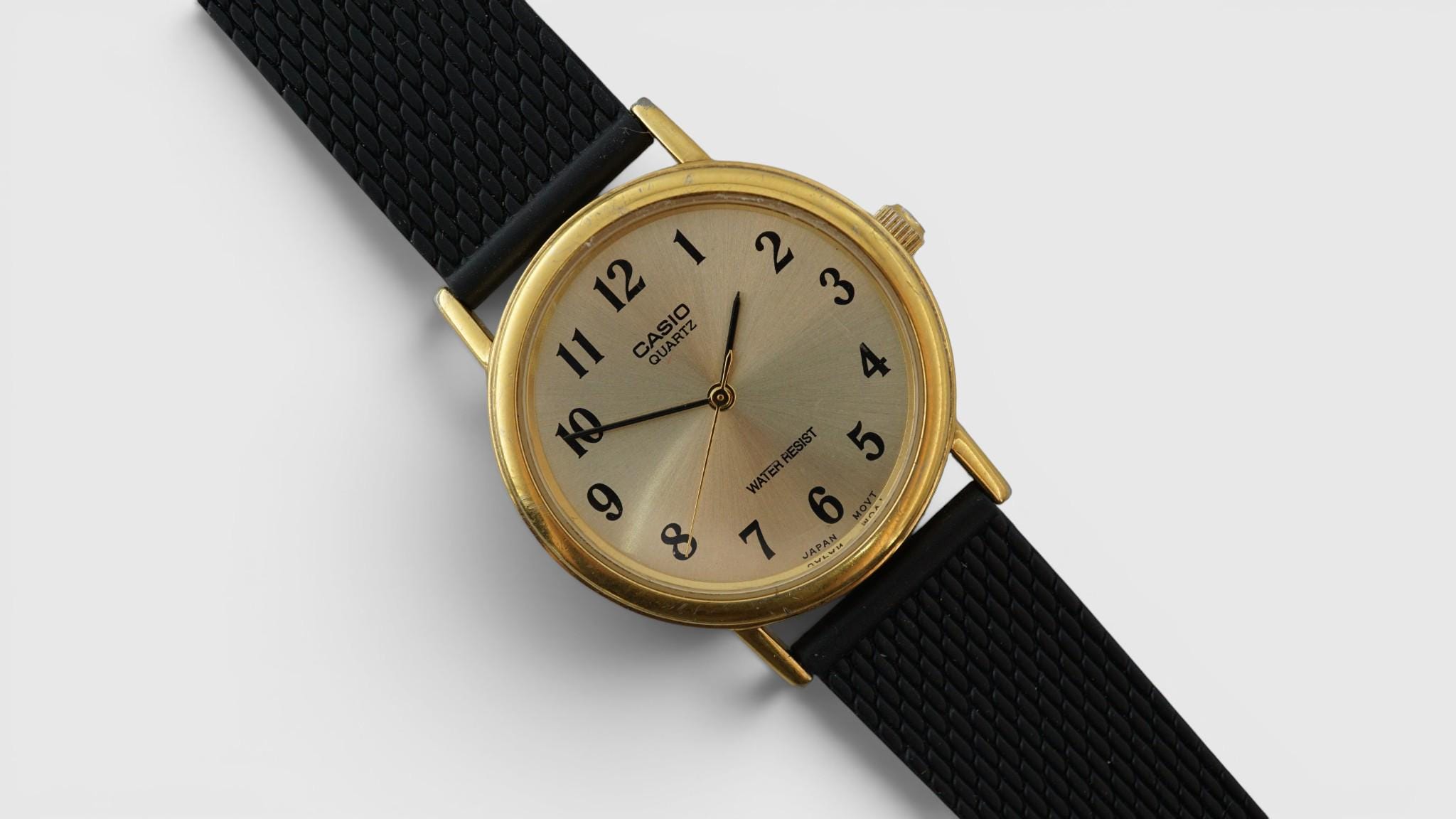 Vintage Quartz Japan CASIO Unisex Watch MTP - 1095, Just Classic