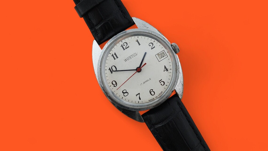 Vintage soviet watch Vostok 17j cal.2414 USSR men's Wostok mechanical wristwatch, foto 4 di 5