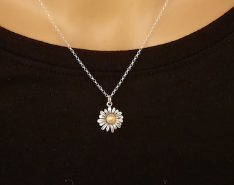 Daisy Necklace, Daisy Flower Necklace, Daisy Charm in Sterling Silver, Birthday Christmas Graduation Gifts for women and children