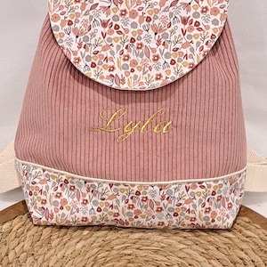 Sac à dos enfant personnalisé /sac a dos crèche / sac à dos motifs fleuris/ sac à dos velours cotelé vieux rose image 2