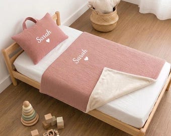 Kit Sieste Couverture et coussin Personnalisés Prénom Enfant en Double Gaze - 10 coloris - Ecole Maternelle Crèche