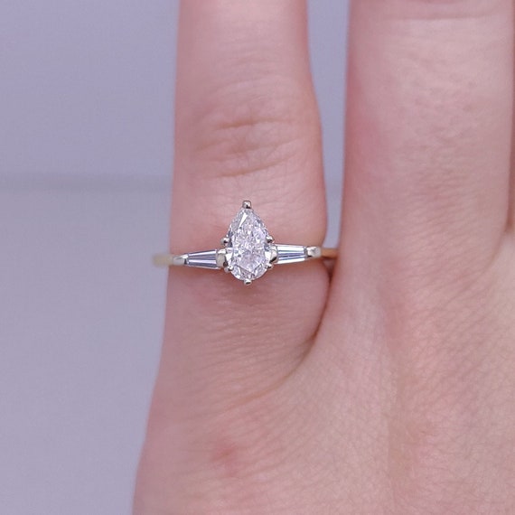 Dainty Diamond Engagement Ring Gem