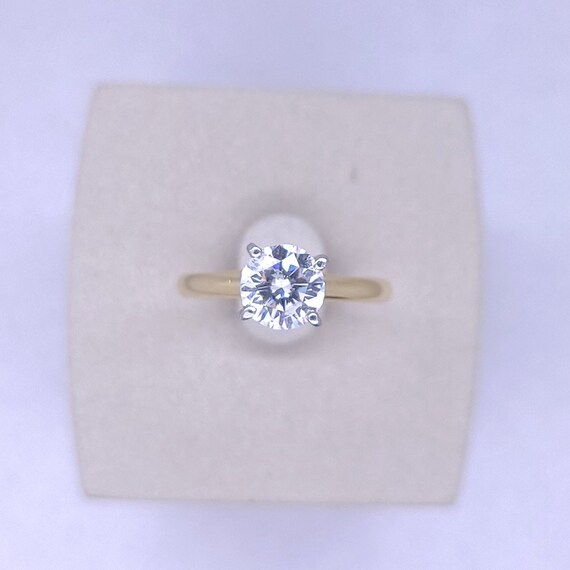 Simply Elegant Solitaire in 14k Yellow Gold with … - image 2