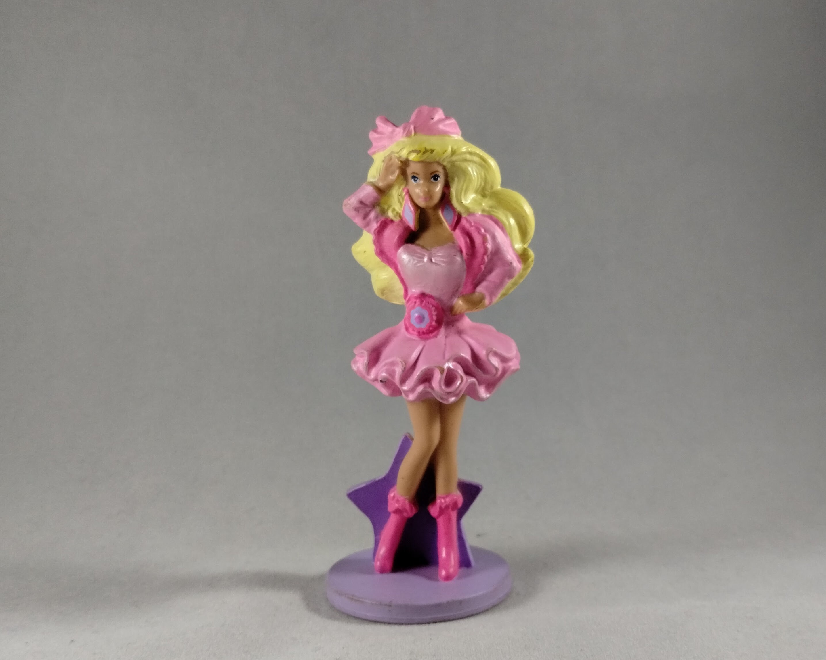 Boneca Barbie Fashionista Loira - Roupa de Rock - Mattel - JP Toys -  Brinquedos e Actions Figures para todas as idades