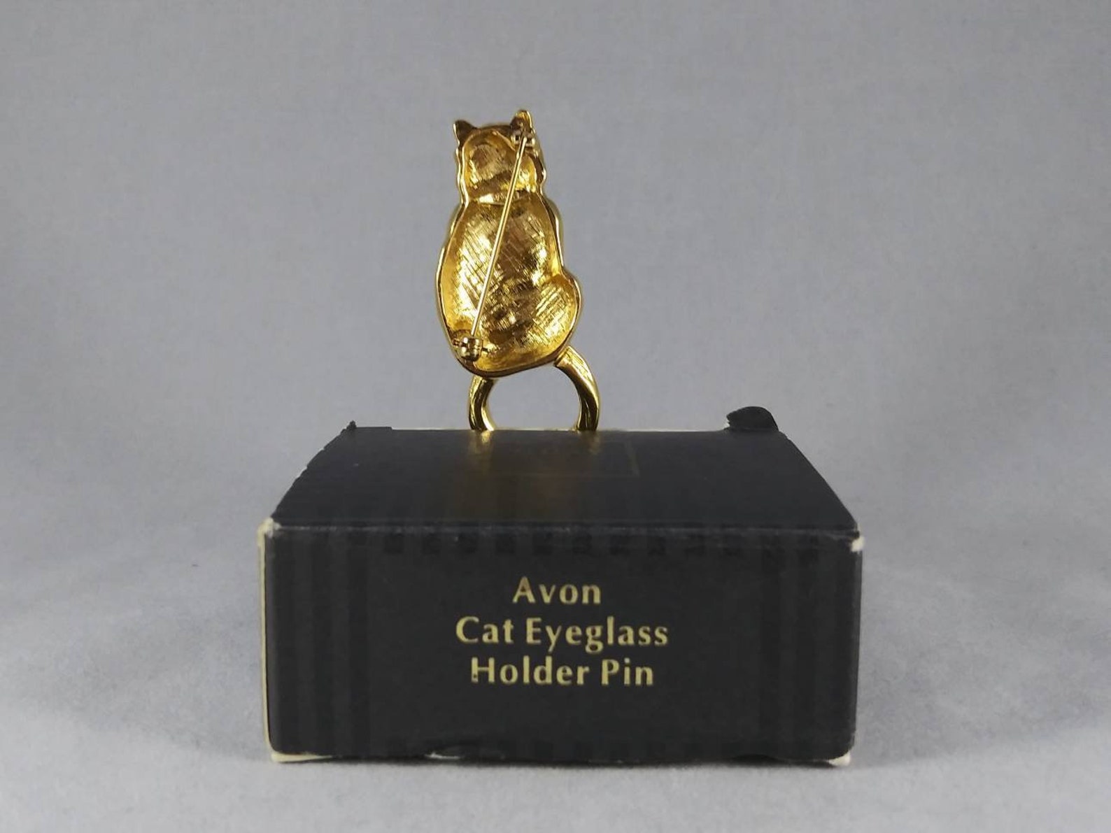 Avon Cat Eyeglass Holder Pin Brooch With Box Etsy