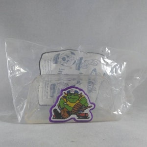 Bad Atti-Toads Goalie-Toad Carl&#39;s Jr Toy NIP