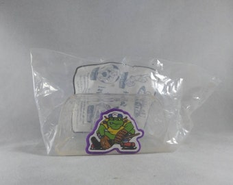 Bad Atti-Toads Goalie-Toad Carl's Jr Toy NIP