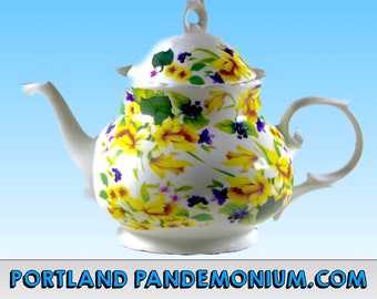 Vintage Teapot White Porcelain Transferware Decorated With Daffodils and Violets: 3 1/2 Cup Capacity