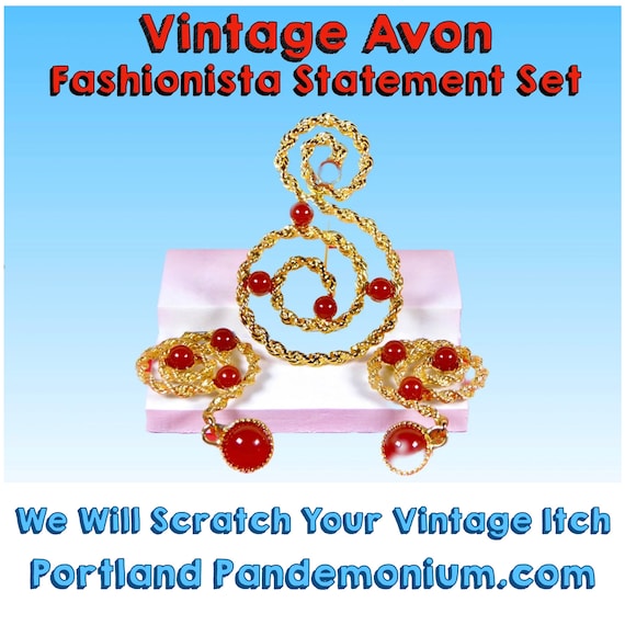 Vintage Avon Fashion Statement Jewelry Treble Cle… - image 1