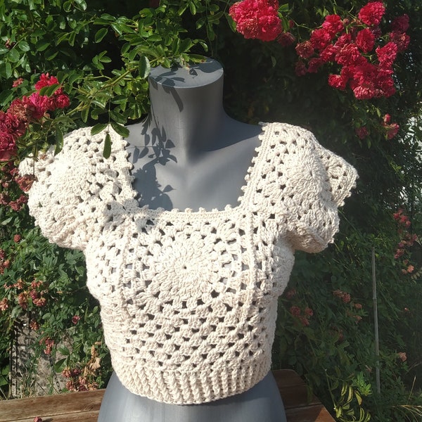 Top femme crochet, vêtement femme, haut crochet, crop top, coton brésilien, granny square, vegan, bustier , naturel, crochet, femme, été