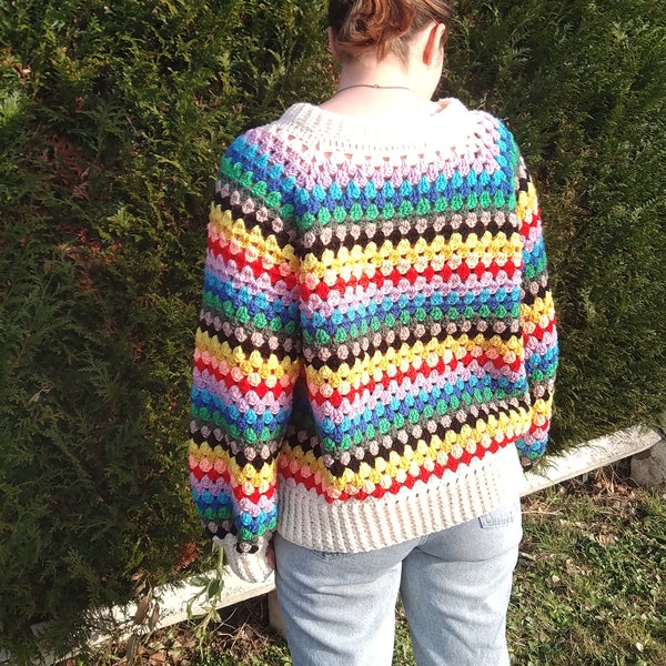 Pull granny crochet, vêtement femme, emmanchures raglan, granny crochet, taille  S/M, crochet, granny, multicolore, oekotex, acrylique