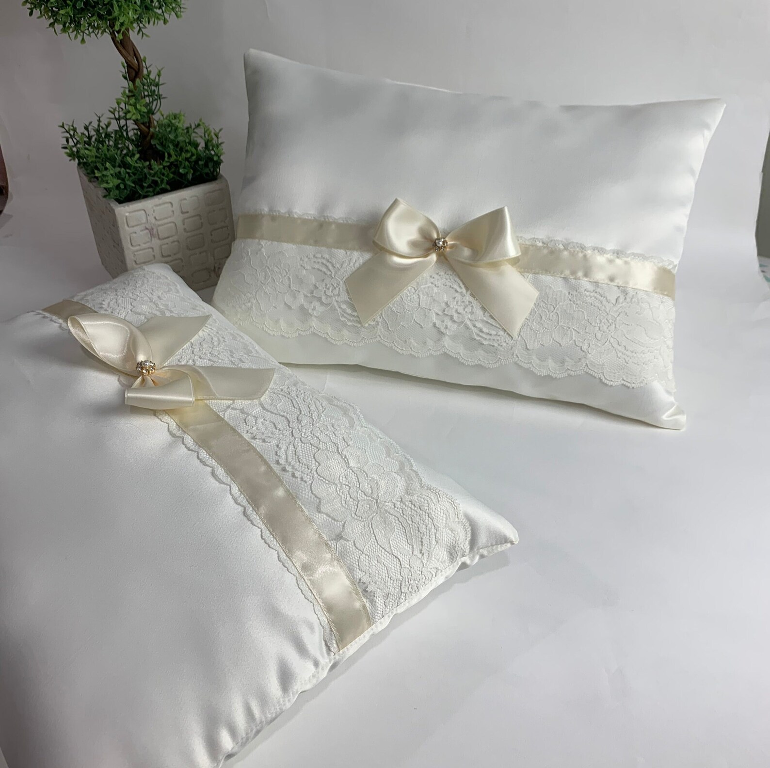 Wedding Kneeling Pillows White or Ivory Kneeling Pillow Set Etsy