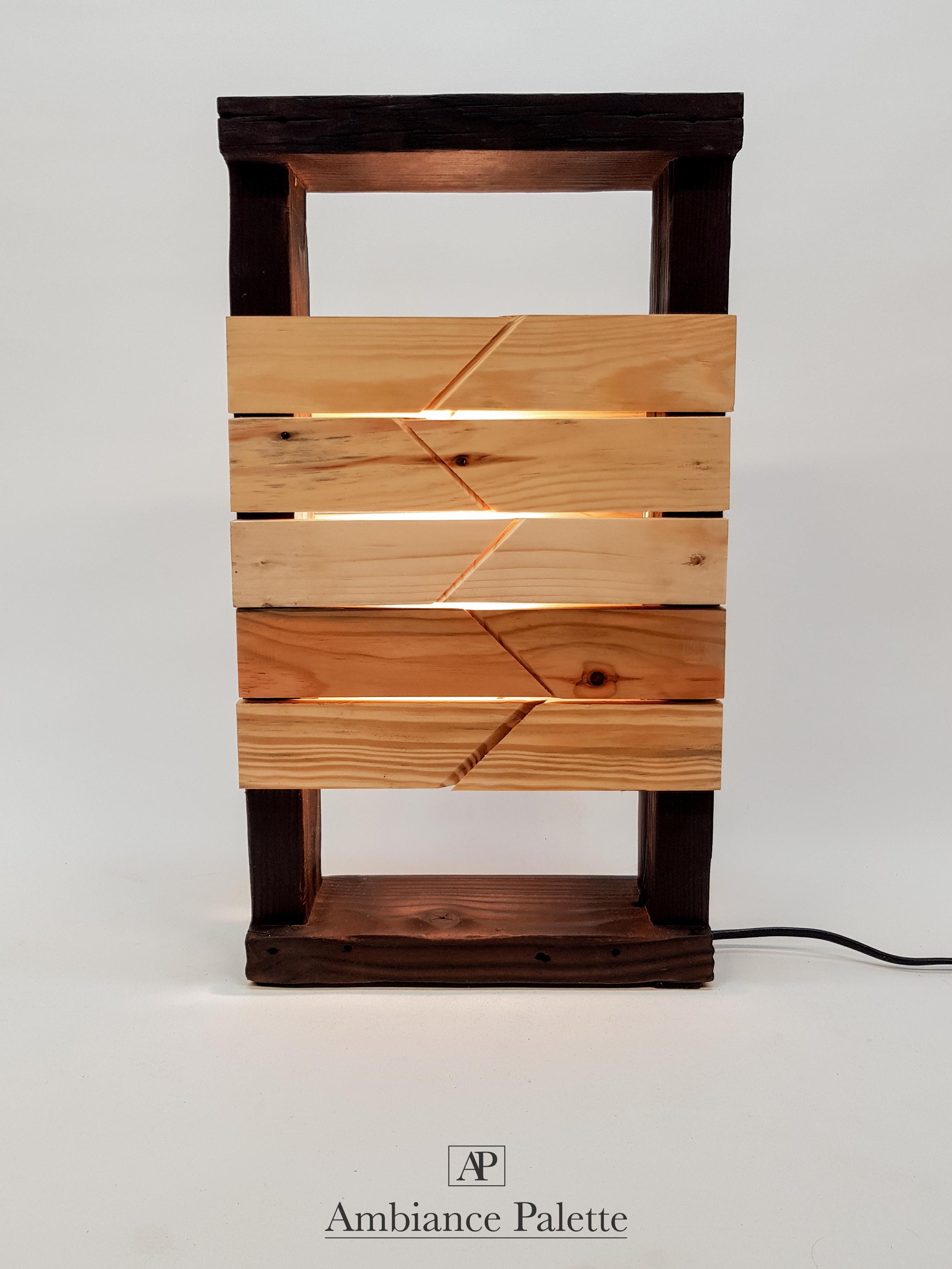 Lampe En Bois Recyclé/Lampe De Palette/Lampe D'ambiance/Lampe Led/Lampe Décorative/Lampe Design/Luminaire Design