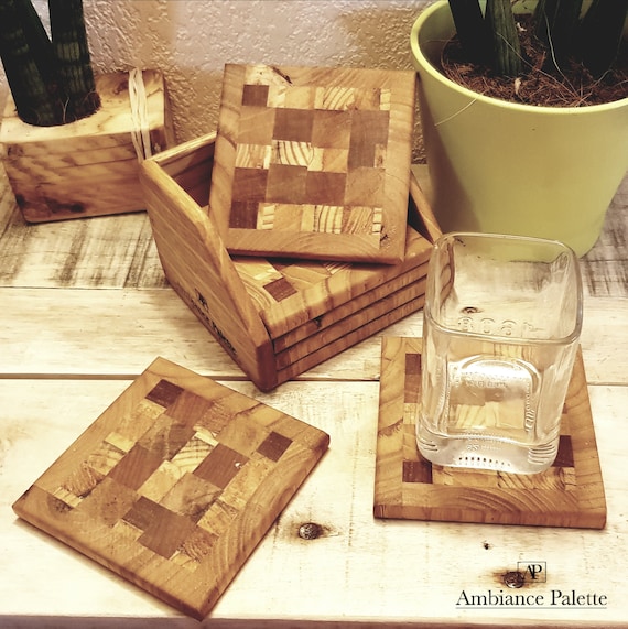 Sous-verres en bois fait main motif rose noire, décoration de table naturelle. - Un grand marché
