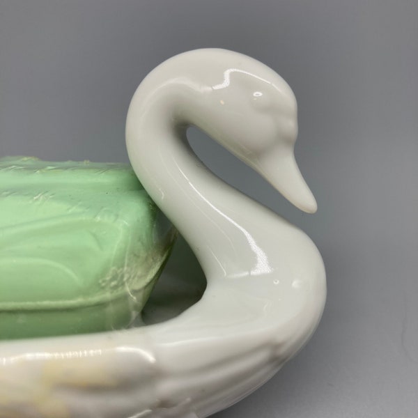 Ben Rickert, 1980s White Swan Porcelain Soap Dish, trinket dish, bathroom decor. Vintage. Original swan soap in shrink wrap. Made in Japan