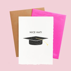 Carte de remise des diplômes de joli chapeau
