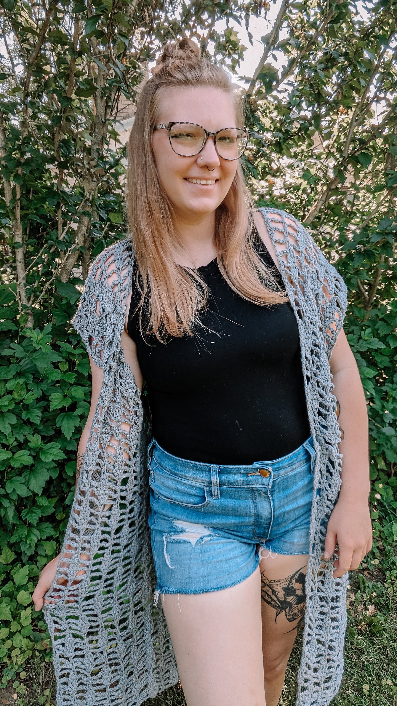 30 Duster Crochet Patterns for Boho Layers, Lace Cardigans, and Statement Coats 9 Daphne Summer Duster Cardigan