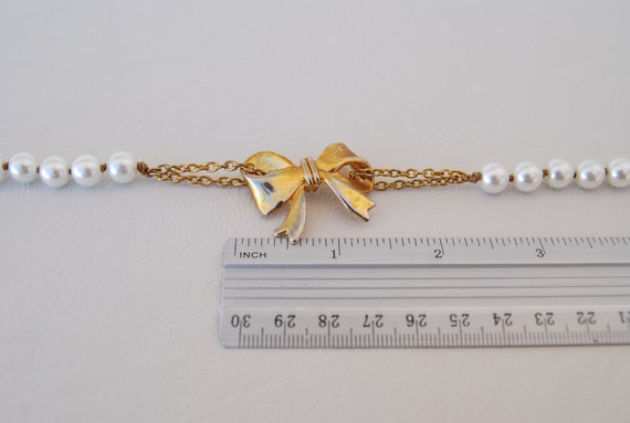 Stylish Gold Bow necklace, White faux Pearl 9 mm … - image 7