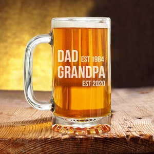 Pregnancy Announcement Grandparents Beer Mug, Pregnancy Reveal To Grandpa, Gift for Grandpa, Grandpa Est Beer Mug, Baby Reveal Ideas
