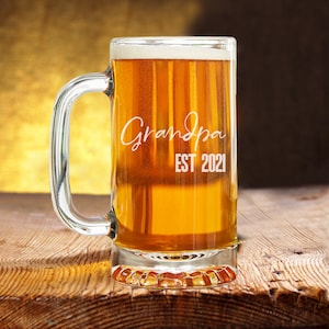 Pregnancy Announcement Grandparents Beer Mug, Pregnancy Reveal To Grandpa, Gift for Grandpa, Grandpa Est Beer Mug, Baby Reveal Ideas