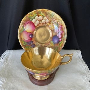 Beautiful Aynsley Gold Fruit Orchard Footed Tea Cup Saucer...Bone China England