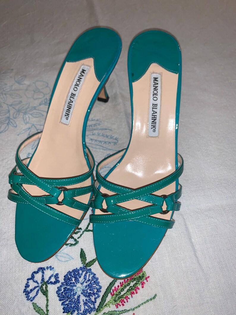 turquoise manolo blahnik