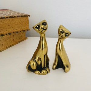 Vintage pair of brass retro siamese cats