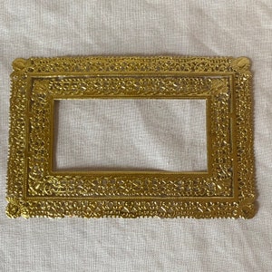 Cadres rectangulaires en papier d'aluminium Dresde vintage doré, ferraille victorienne découpée à l'emporte-pièce