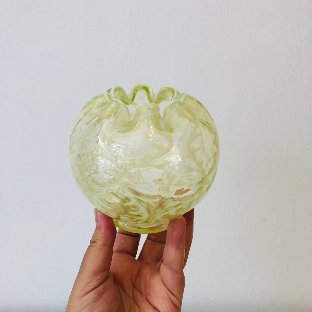 Fenton Yellow and White Vaseline Glass Rose Bowl Vase Spanish Etsy