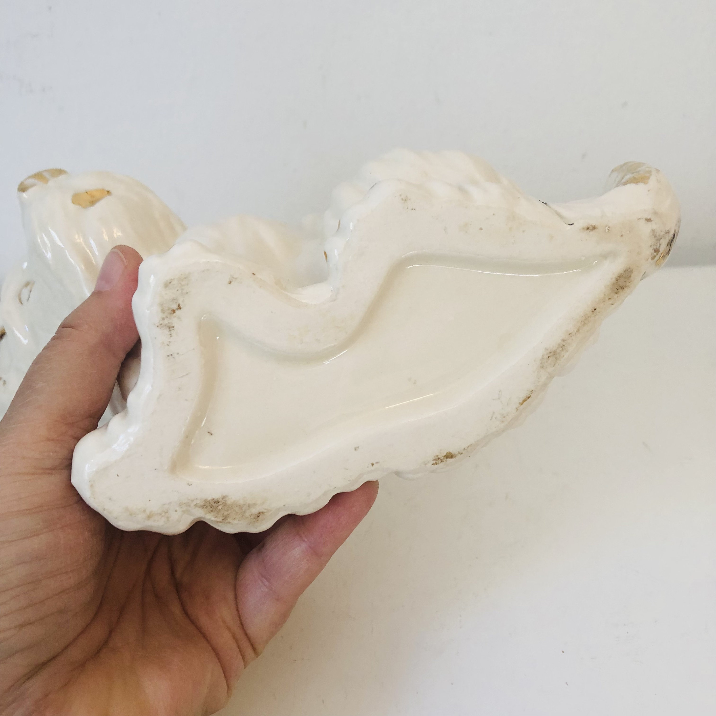 ヴィンテージ セラミック ホワイト & ゴールド スコッティ ドッグ