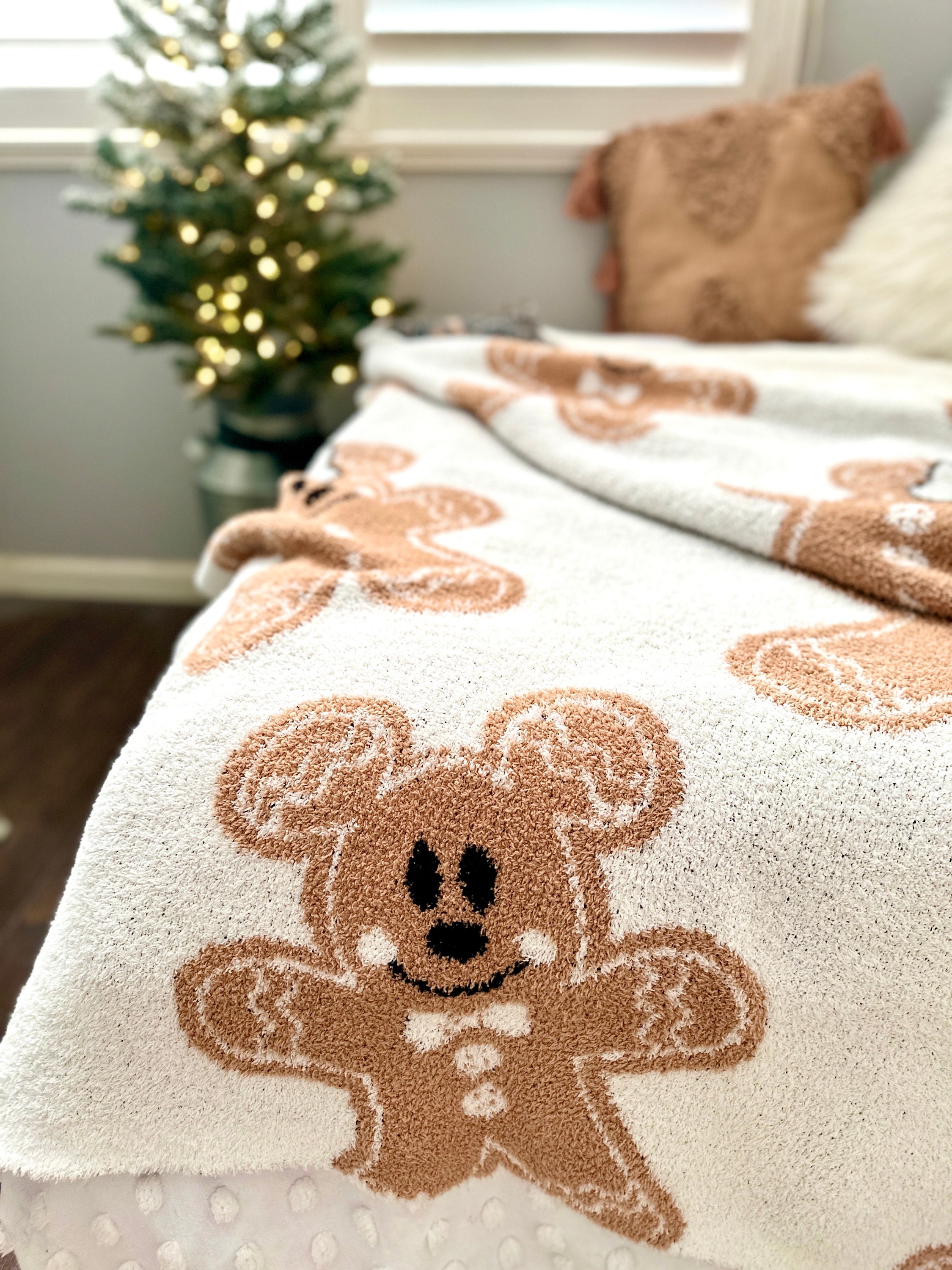 Ready To Ship: Magic Dreams Christmas Gingerbread Mouse Fuzzy Blanket | Holiday Soft Cozy Winter Throw | 60x70 | 100% Polyester Microfiber