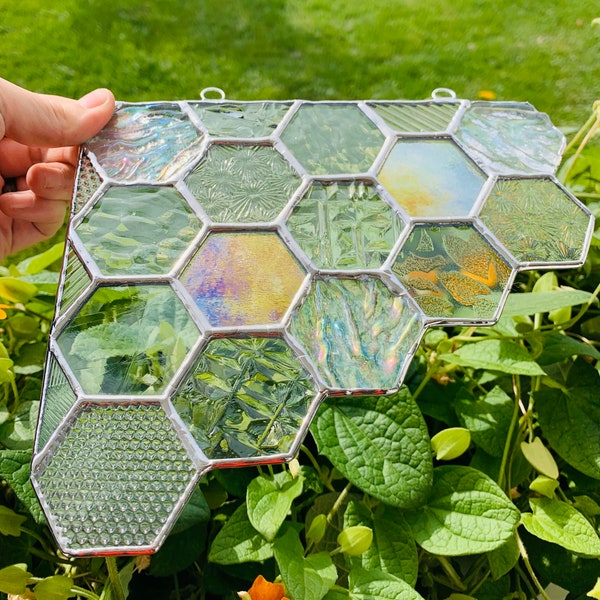 Honeycomb Stained Glass Corner Piece (Clear)