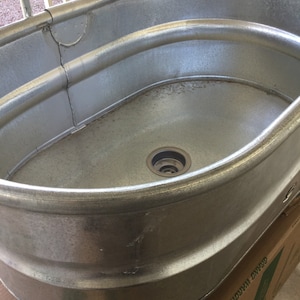 Large barn sink