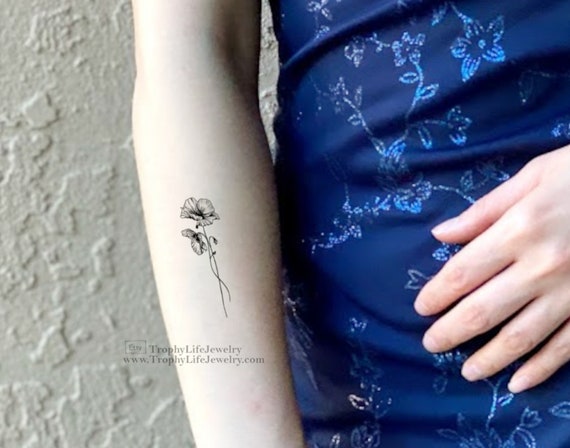 Tattoo uploaded by JenTheRipper • Dainty poppy tattoo by Joice Wang  #JoiceWang #watercolor #graphic #nature #poppy #flower • Tattoodo