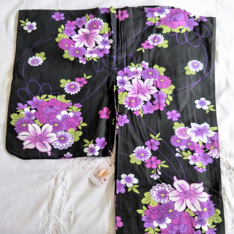 Japanese Yukata, Summer Kimono, Cotton Kimono, Bath Robe, Purple Floral on Black image 1