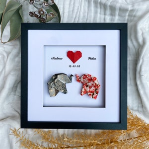 Cornice 3D personalizzata con elefante origami: regalo di nozze, regalo di fidanzamento, regalo di anniversario, ricordo di anniversario, regalo del primo anniversario