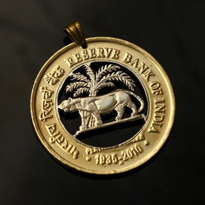 10 Rupee INDIA Platinum jubille 2010 Cut Coin pendant with necklace Indian Lion.