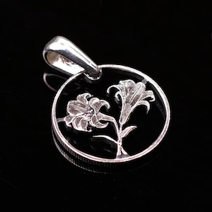 Bermuda 10 cents Cut Coin Pendant with Necklace Lily  flower jewelry blossom rose